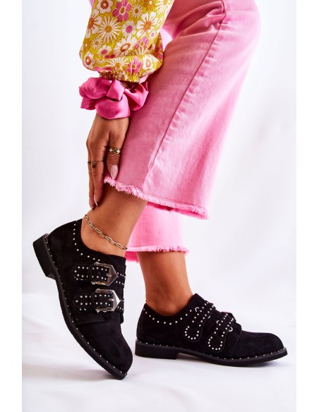 Moteriški pusbačiai