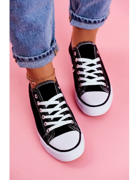 Women's Classic Sneakers Black With White Sole Omerta