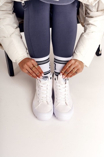 Women's High Sneakers On A Chunky Sole BIG STAR FF274241 White 2