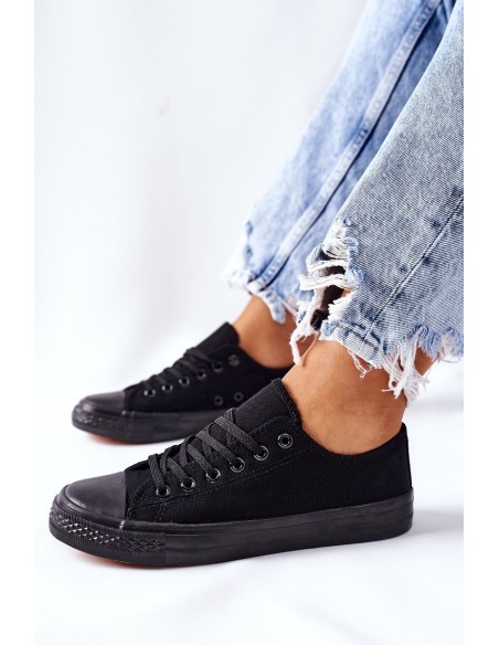 Women's Classic Sneakers Black Omerta