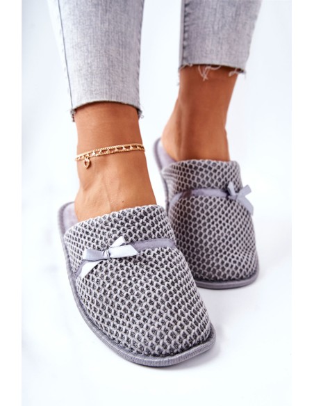 Moteriškos šlepetės pilkos Evira