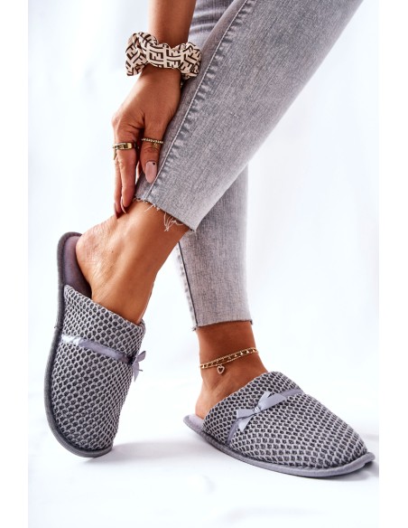 Moteriškos šlepetės pilkos Evira