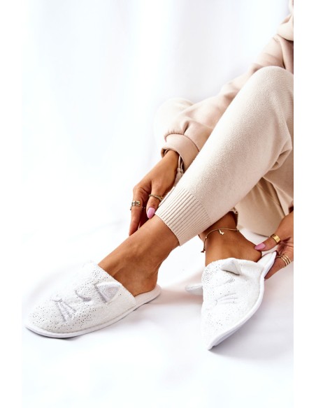 Shiny Ears Cat Slippers White Kaisy