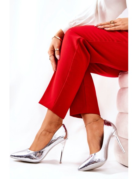 Gyvatės odos rašto stiletai