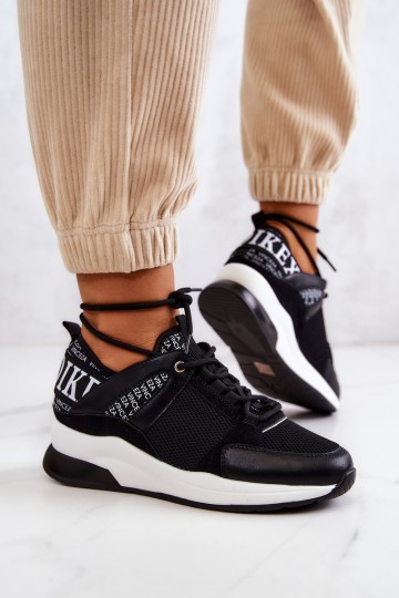 Sportiniai batai, sportbačiai ant Wedge platformos