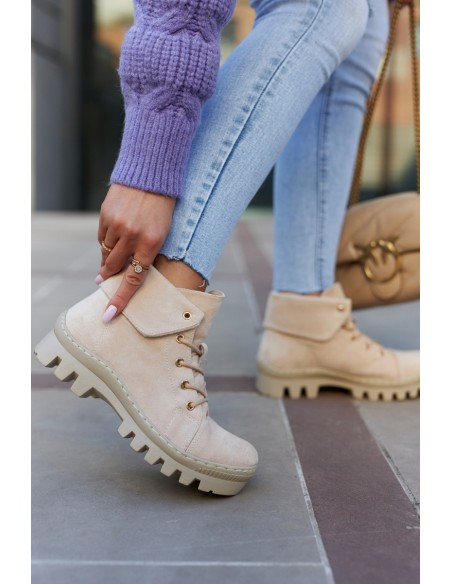 Suede Trapper Boots Tiered Light beige Dalles