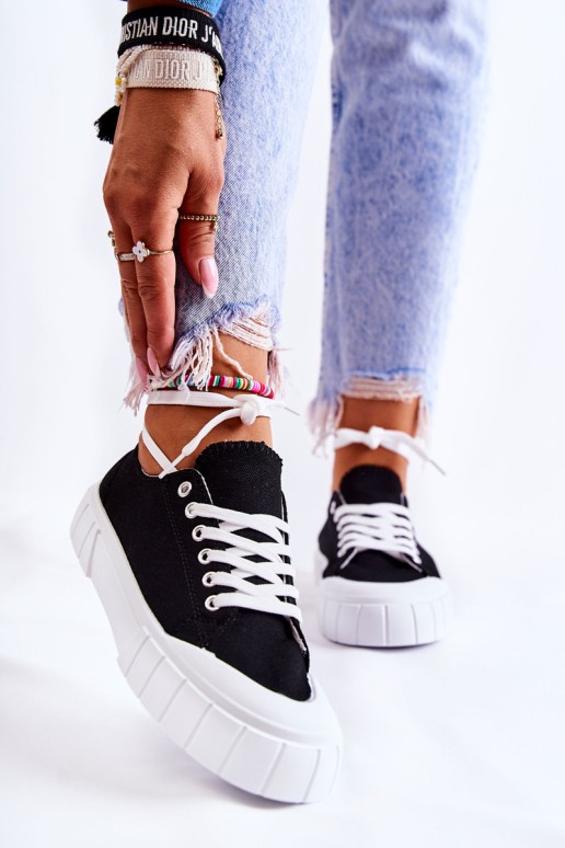 Women's Sneakers On The Platform Black Comes