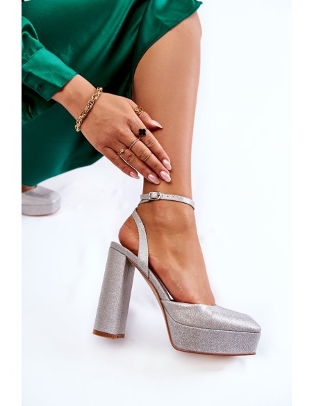 Women's Sandals Glitter On a Heel silver Rosel