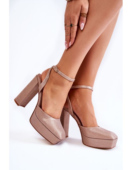 Women's Sandals Glitter On a Heel golden Rosel