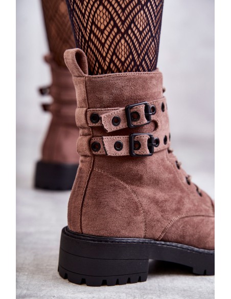 Moteriški auliniai batai su sagtimis