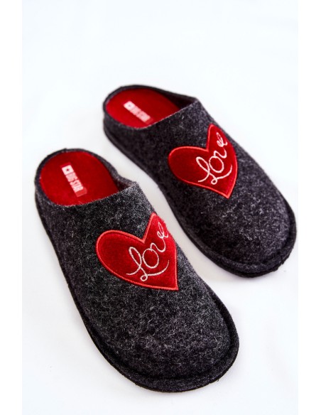 Domestic slippers Big Star KK276019 Black and Red