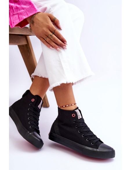 Moteriški klasikiniai auliniai sportbačiai Cross Jeans LL2R4088C juodi