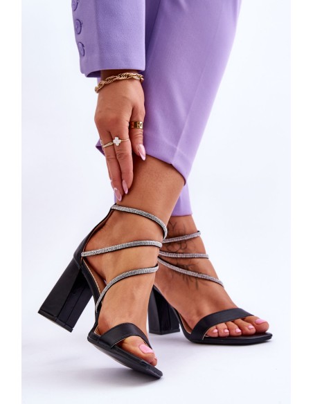 Fashionable Sandals With Zircons Black Carma