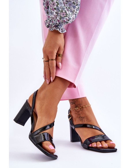 Women's Lacquered Sandals On Heel Black Carrie