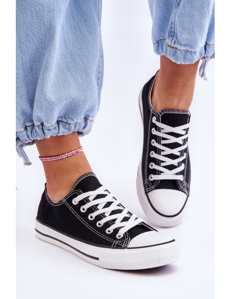 Classic Low Women's Sneakers Black Vegas