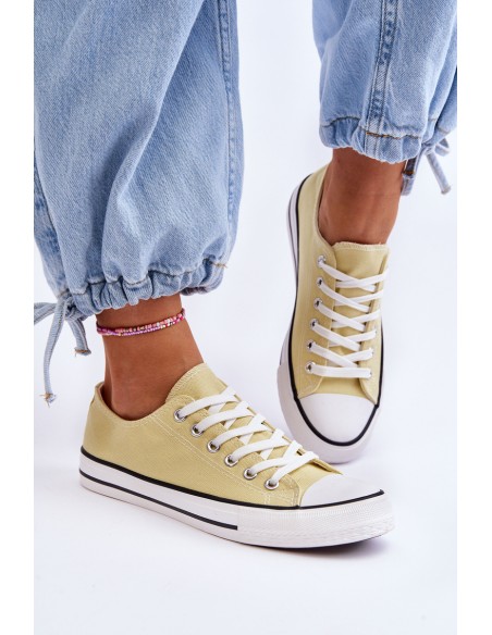 Classic Low Women's Sneakers Yellow Vegas