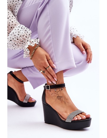 Fashionable Leather Wedge Sandals Black Arwen