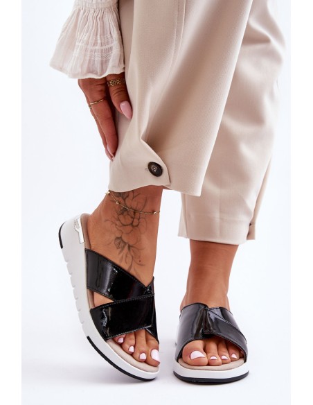 Lacquered Low Heel Clogs S.Barski AL22469 Black