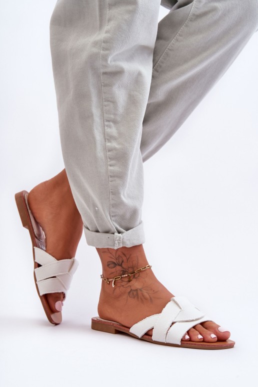 Women's Material Slippers White Aversa