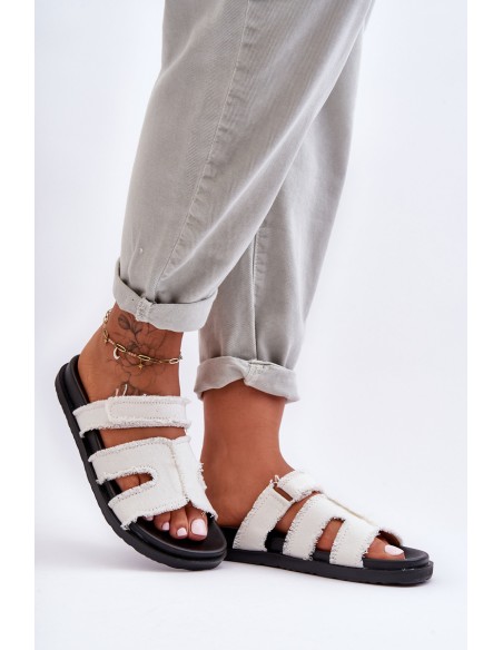 Women's Material Slip-Ons White Lamirose