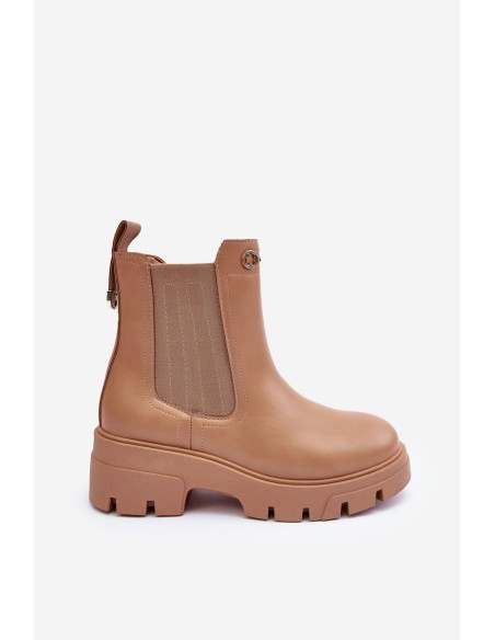 Moteriški batai su dekoracijomis