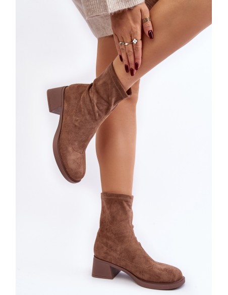 Women's low heeled ankle boots brown Aphroteia