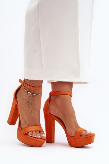 Comfortable suede sandals with high heel orange Essence 2