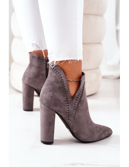 Insulated Boots On A Block Heel Grey Sally