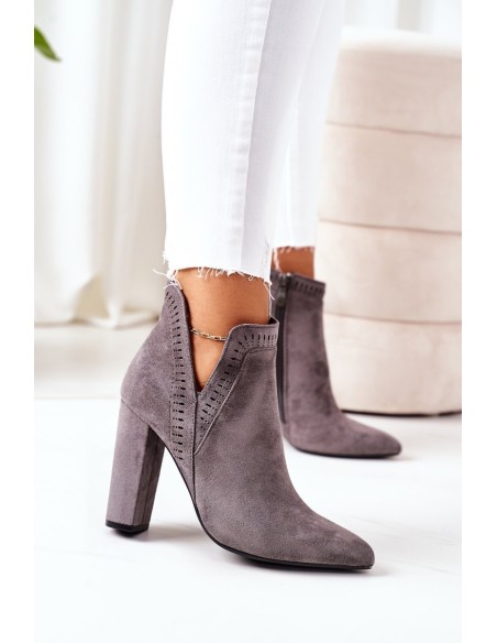 Insulated Boots On A Block Heel Grey Sally