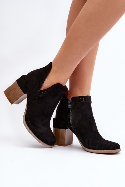 Ankle Boots on Chunky Heel with Cutout Black Jolnima 2