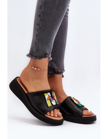 Juodos moteriškos šlepetės