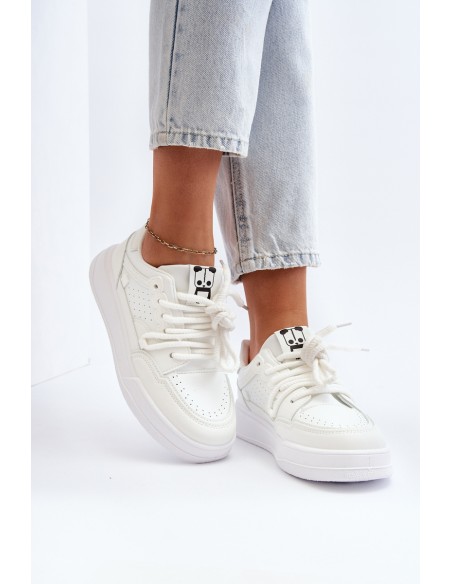 Women's White Faux Leather Sneakers Avanalis