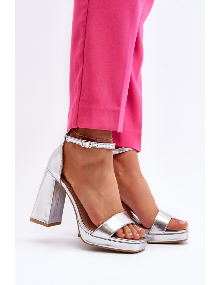 Fashionable Suede Sandals with Square Heel Silver Merila