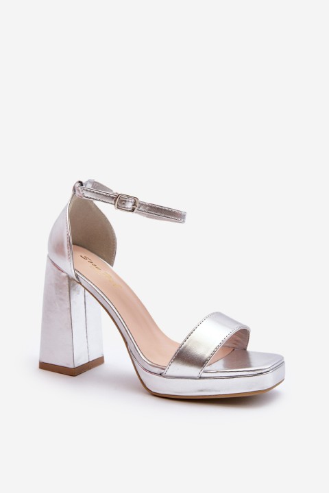 Fashionable Suede Sandals with Square Heel Silver Merila