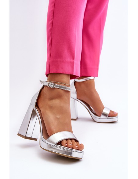 Fashionable Suede Sandals with Square Heel Silver Merila