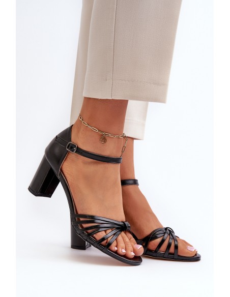 Women's Black Strappy Sandals Pyrrette