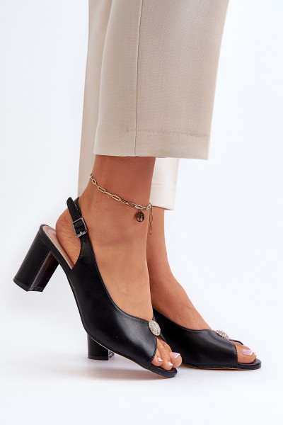 Elegantiški sandalai