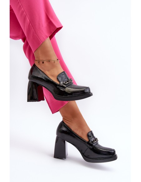 Black Patent Leather Pumps on Chunky Heel Terimene