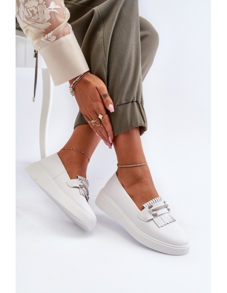 Lengvi moteriški mokasinai ant platformos