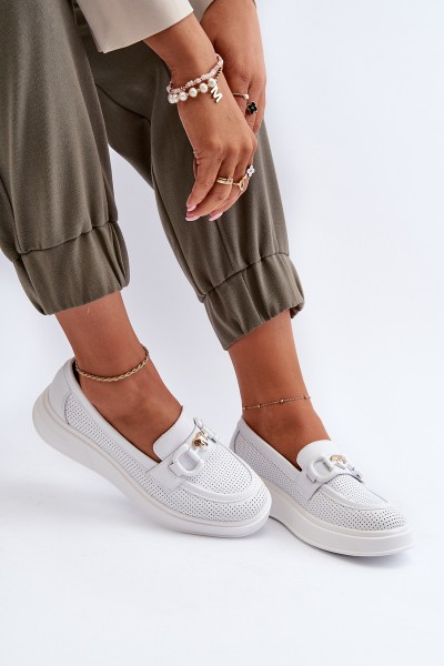 Balti moteriški mokasinai