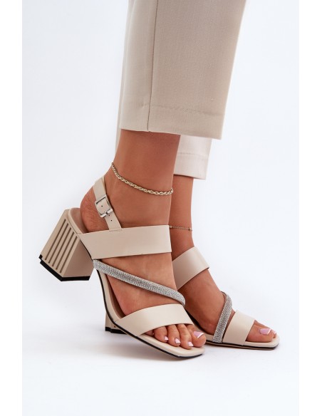 Elegantiški moteriški sandalai