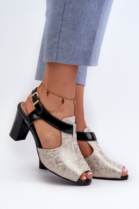 Moteriški basutės su kulnu