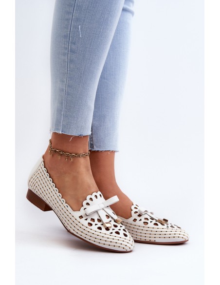 White Women's Cutout Ballerina Flats with Bow Nestavia