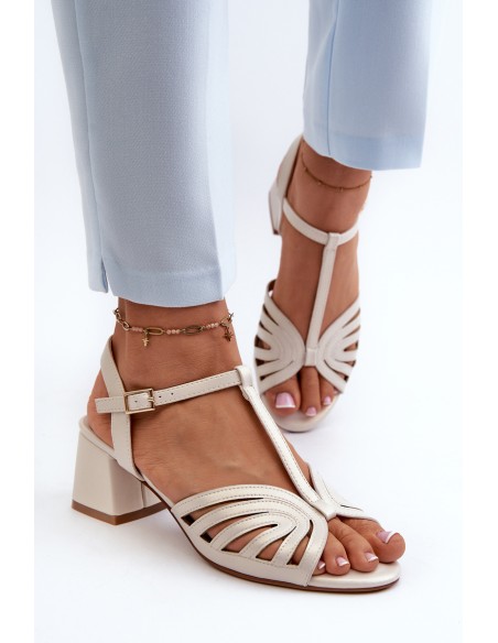 Moteriški aukštakulniai sandalai