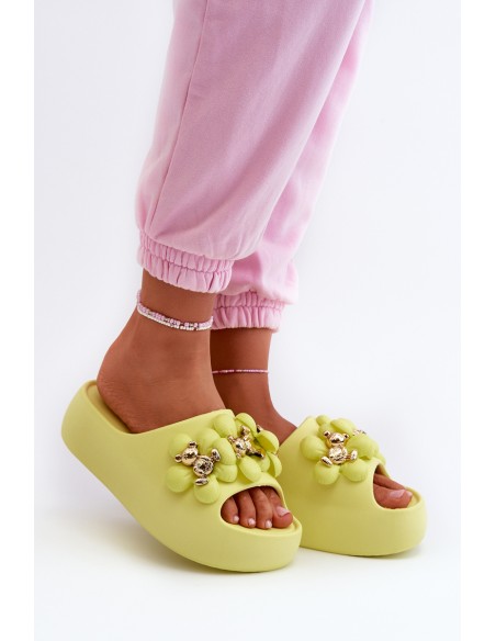 Women's Foam Slippers With Decorations On Thick Sole Lime Bremavia