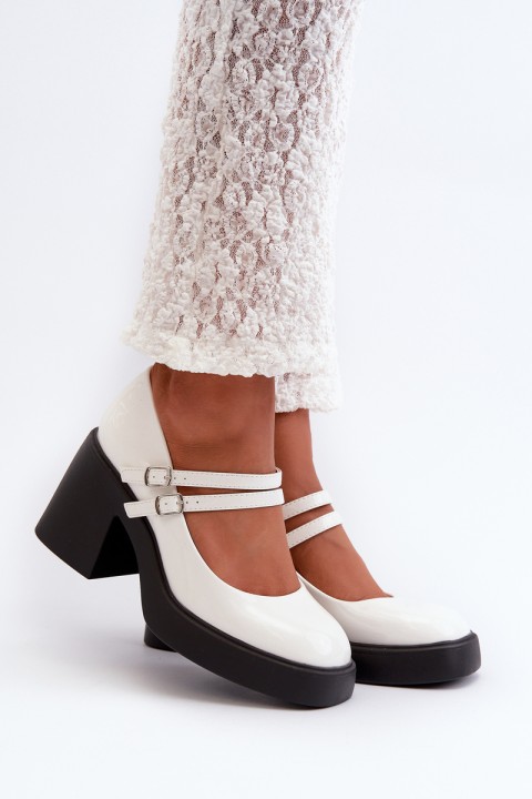 White patent leather pumps on chunky heel Halmina