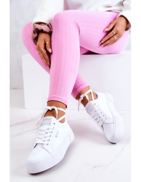 Sneakers On A Platform Lee Cooper LCW-22-31-0884L White