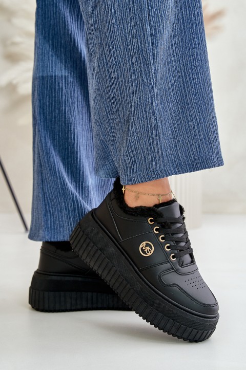 Sneakers Moteriški sportiniai batai, izoliuoti ant masyvaus pado, juodo Verissha