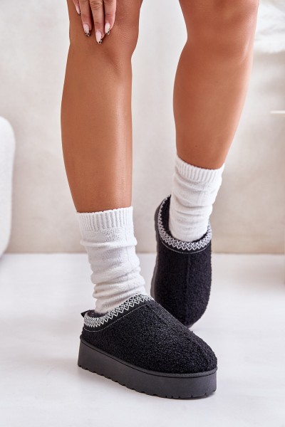 Moteriški sniego batai ant platformos su siuvinėjimu Black Tirissa