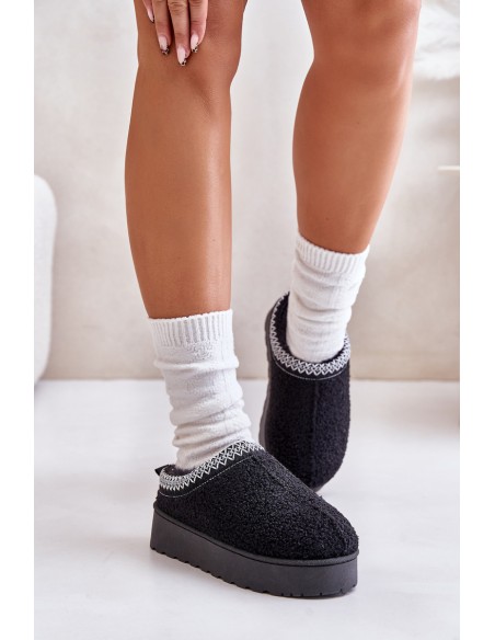 Women's Snow Boots On Platform With Embroidery Black Tirissa